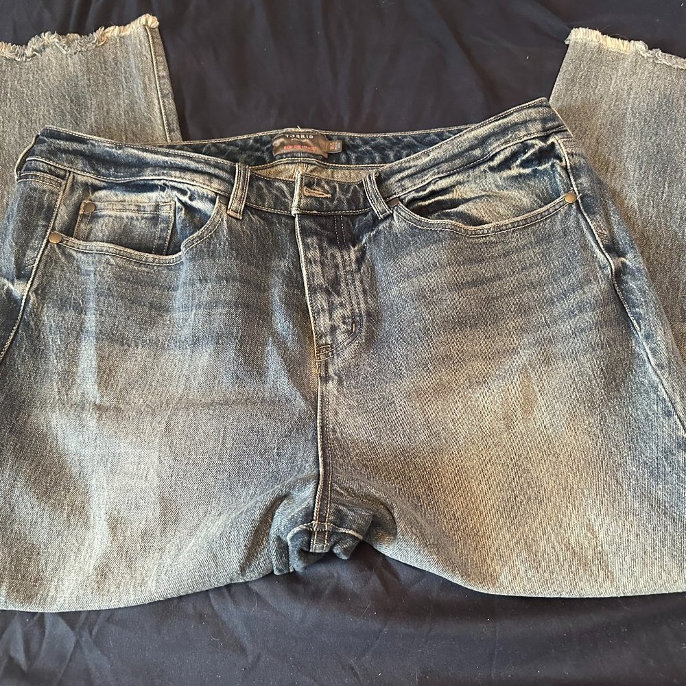 Torrid High Rise Straight Jeans 16S Petite Short - Rough Hem Button Fly Denim